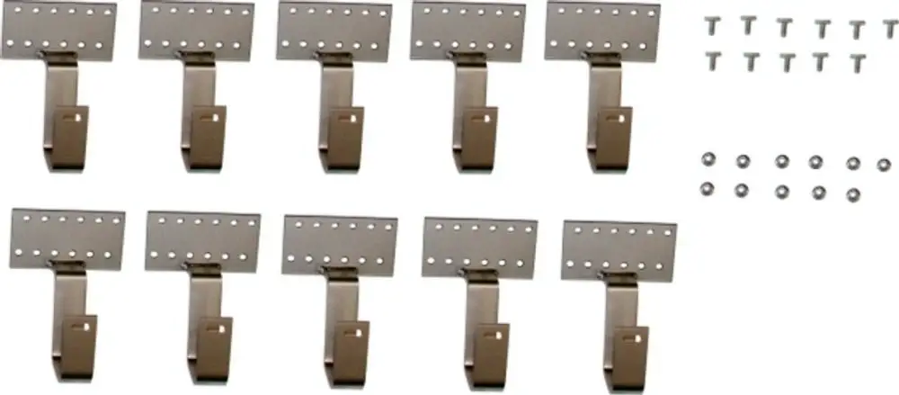 10 Aluminium-Haken von Wolf, montiert auf einer Plattenbasis mit mehreren Bohrlöchern, sowie dazugehörigen Schrauben und Unterlegscheiben.